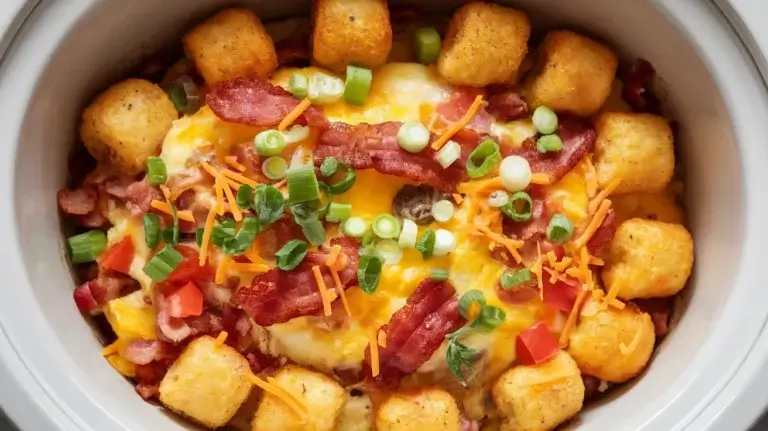 Crockpot Tater Tot Breakfast Casserole