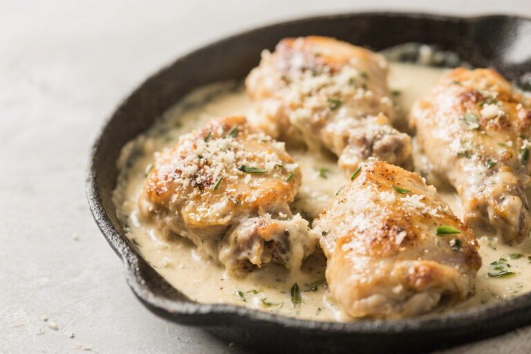 Creamy Garlic Parmesan Chicken Thighs Everyone Loves – Comfort Food Made Simple